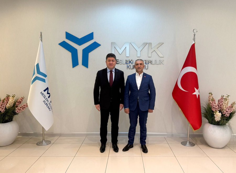 Mesleki yeterlilik kurumu Başkanlığına atanan kıymetli kardeşim  Sayın Aşkın Tören,e hayırlı olsun ziyaretinde bulunduk
